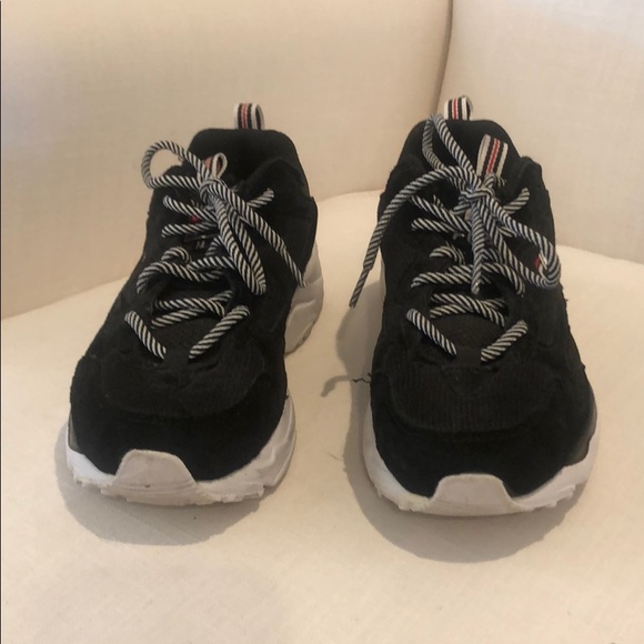 black zebra lace filas - Picture 1 of 8